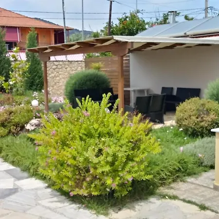 Christina Apartmanhotel