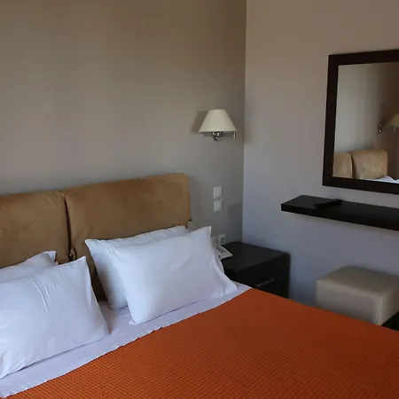 Apart Otel Christina 4*