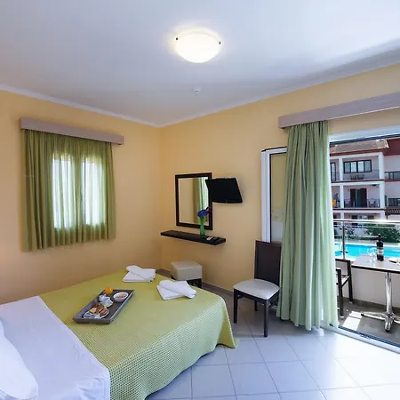 Hotel de apartamente Christina 4*