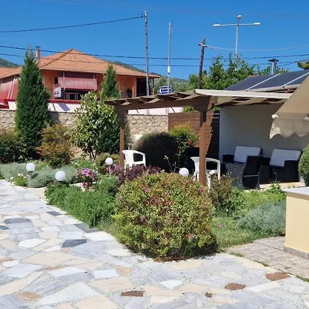 Apartmanhotel Christina 2*