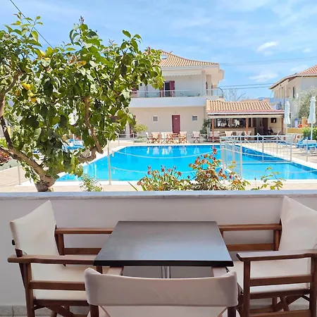 Appart hôtel Christina 4*